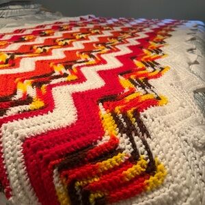 Vintage crochet blanket for couch 7ftx4ft
